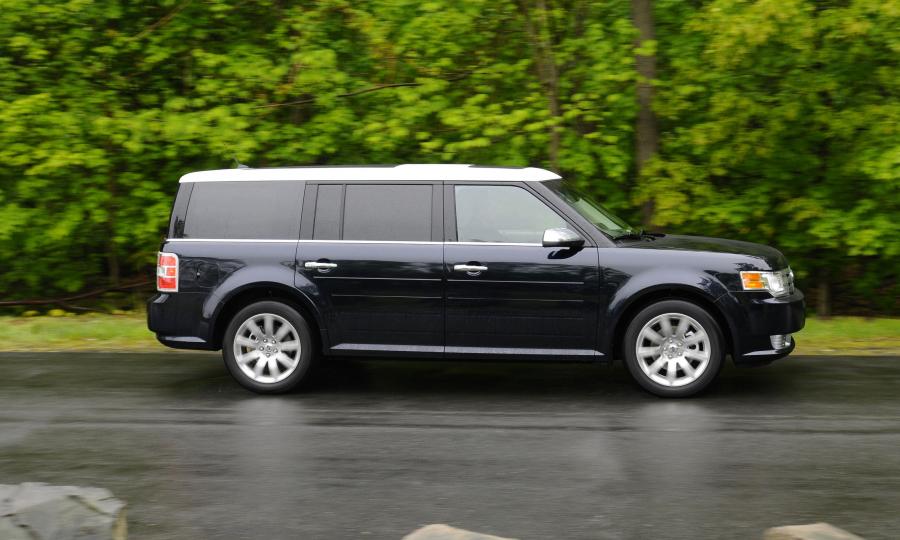  Ford Flex 2008 года  (фото 27 из 142)